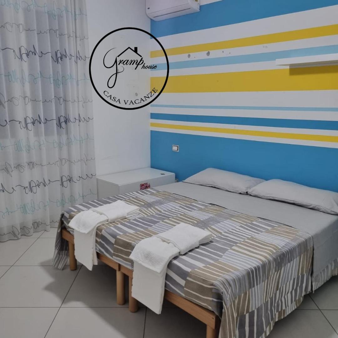 Gramp House Casa Vacanze Cellole Luaran gambar
